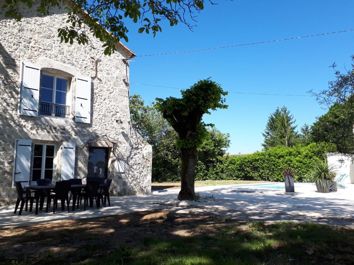 Gite Des Magnolias Nérac Εξωτερικό φωτογραφία